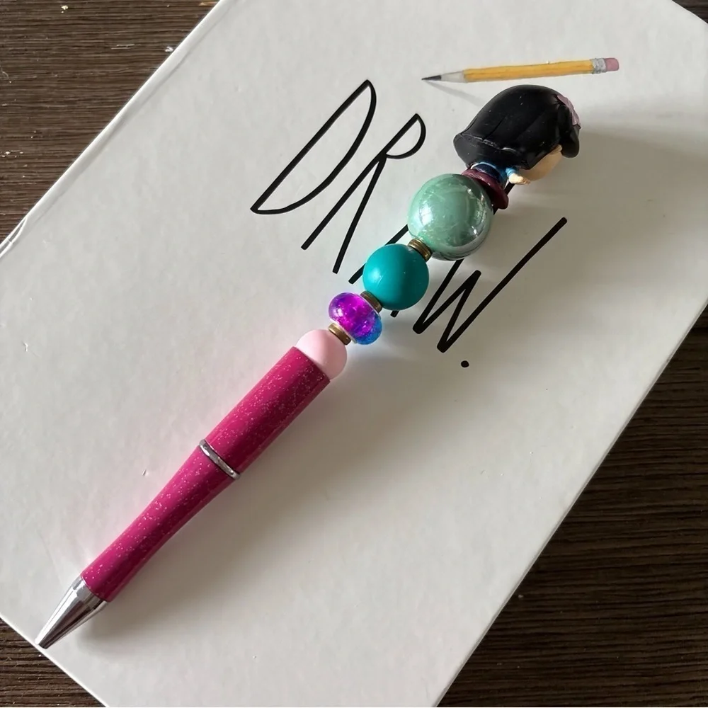 Disney Doorables: Mulan: Mulan handmade beaded pen